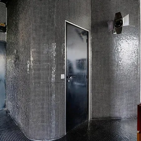 Paris Marais Beaubourg Area Apartment