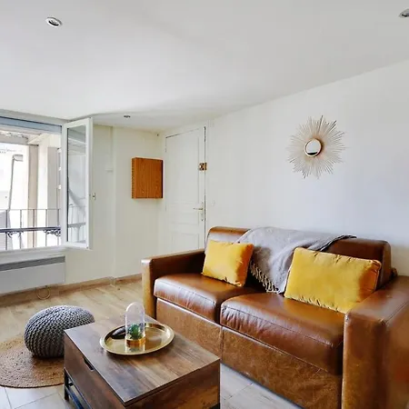 Paris Marais Beaubourg Area Apartment Paris