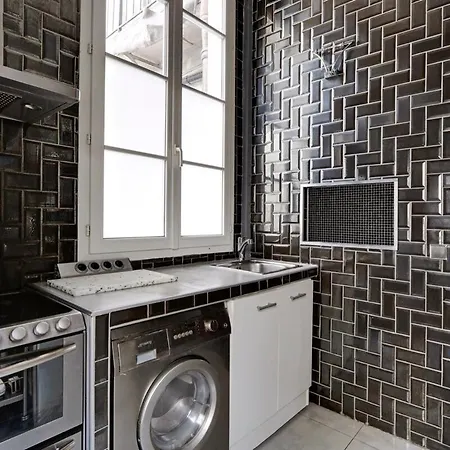 Apartment Paris Marais Beaubourg Area Paris