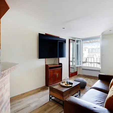 Apartment Paris Marais Beaubourg Area Paris