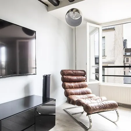 Paris Marais Beaubourg Area Apartment *
