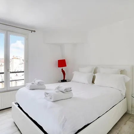 Apartment Paris Marais Beaubourg Area *