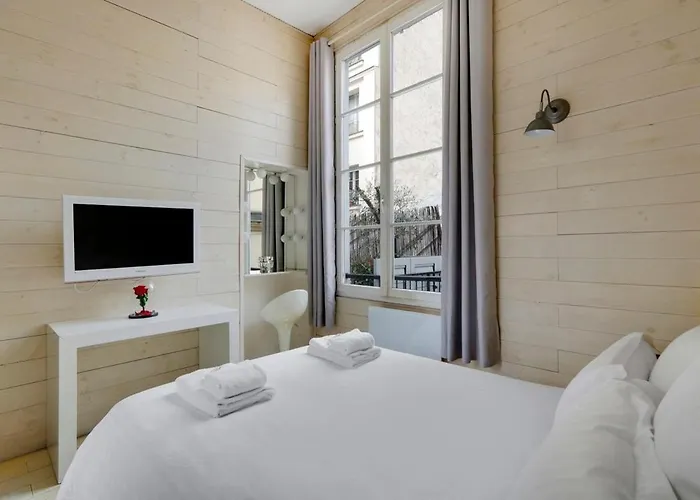 Apartment Marais Beaubourg Area