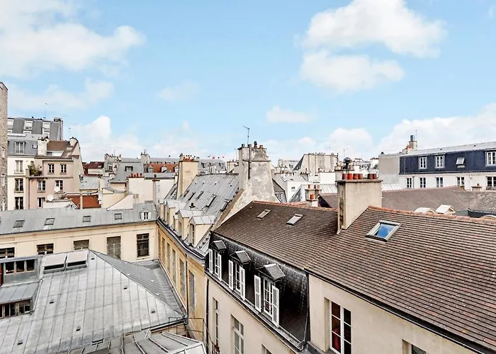 Marais Beaubourg Area Paris