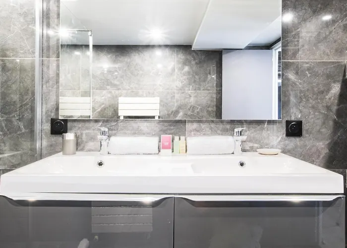 Apartment Marais Beaubourg Area Paris