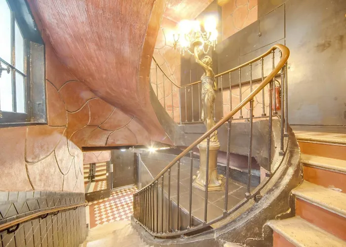 Marais Beaubourg Area Apartment Paris