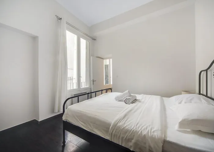 Apartment Marais Beaubourg Area Paris