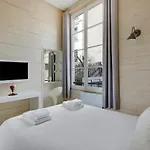 Apartment Marais Beaubourg Area