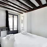 Apartment Marais Beaubourg Area Paris